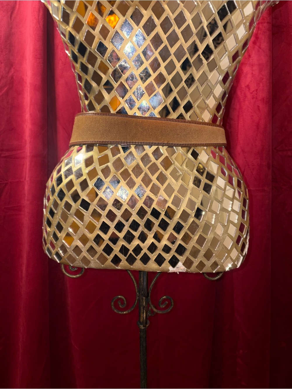 Authentic Christian Dior Brown Leather Waist Belt with Stitched Trim - Picture 4 of 6